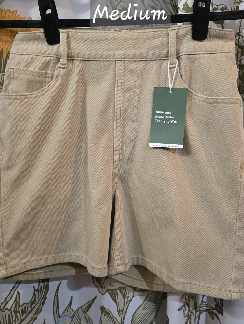 HALARA Beige High-Rise Casual Shorts